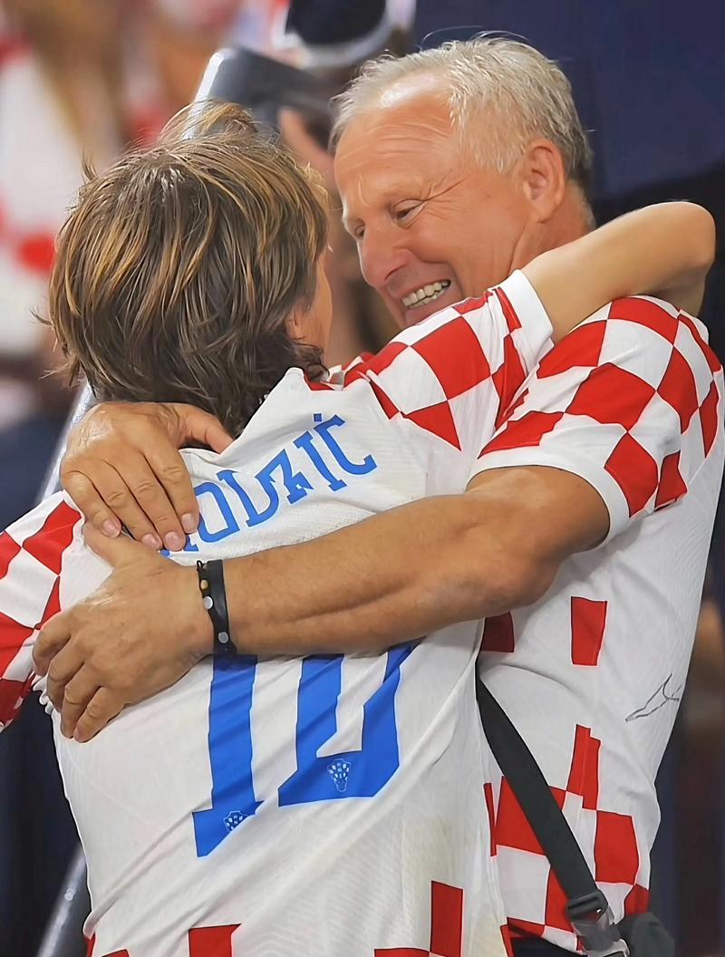 南通vs西海岸首发：保级大战！阿兰先发