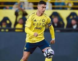 劳塔罗国米生涯欧冠62次出场并列队史第二，仅次于萨内蒂