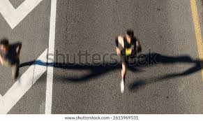 自由人聘请克里斯·德马科担任教练时，曾征求库里对他的评价