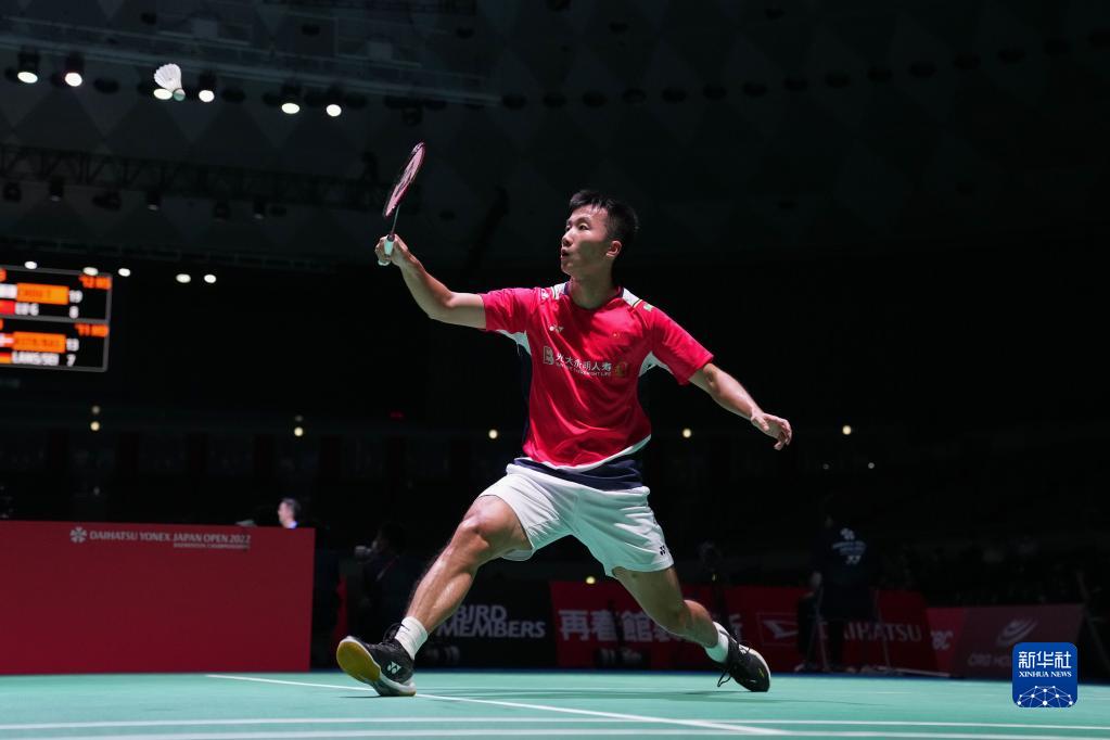 他已经用自 他已经用自