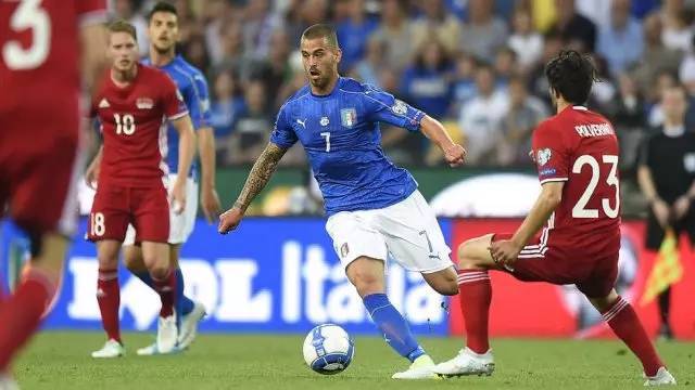 并围绕拉涅 并围绕拉涅