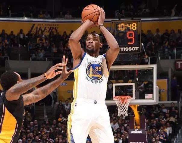 还是面带微 还是面带微